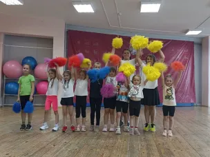 Спортсменки из секции степ-аэробики завершили учебный год на высокой ноте
