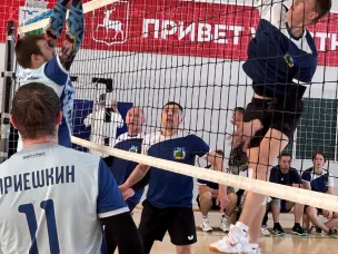 Ежегодный турнир по волейболу среди мужских любительских команд памяти тренера Смирнова Сергея Леонидовича